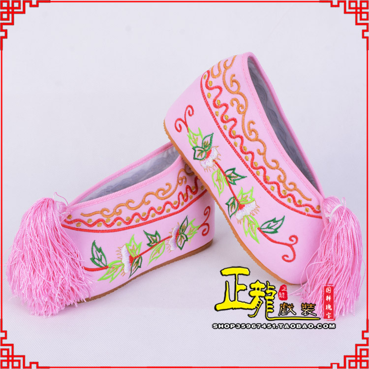 沈阳花旦鞋女绣花彩鞋 舒适款草花内高彩鞋